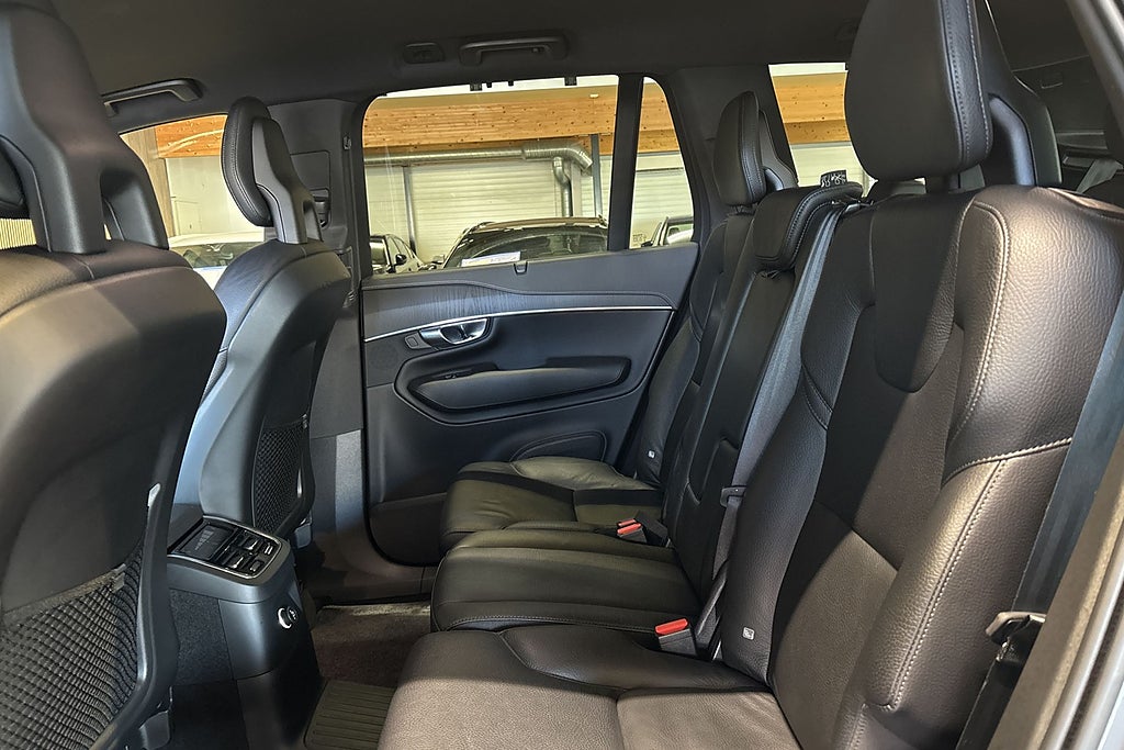 Volvo XC90 7-seater T8 Twin Engine AWD Geartronic Inscription