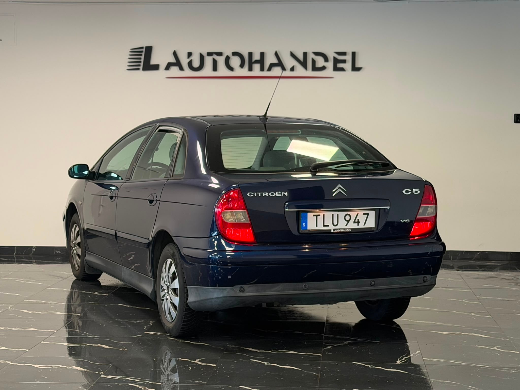 Citroen C5 3.0 V6 207Hk 2002, photo 4/47