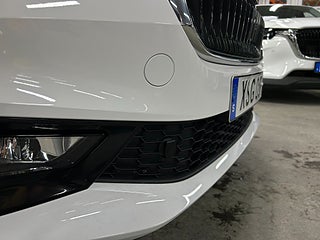 Skoda Fabia 1.0 TSI Style MOMSAD/Farthållare/M-värm/S&V-Däck