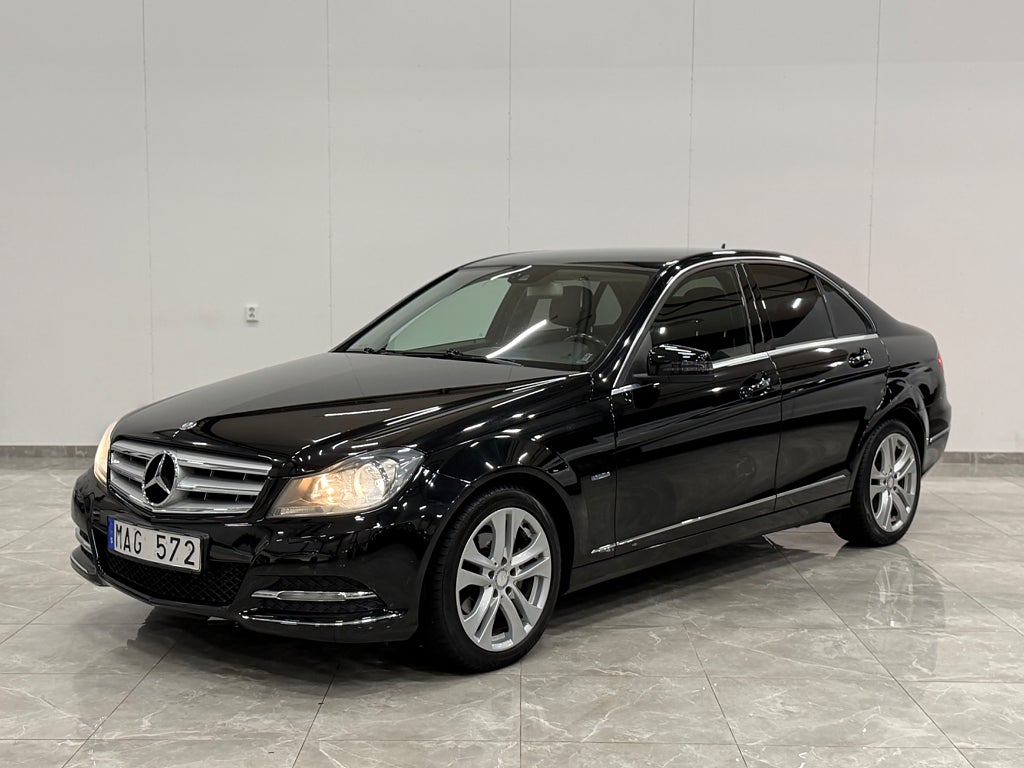 Mercedes-Benz C 180 BlueEFFICIENCY 7G-Tronic Plus 