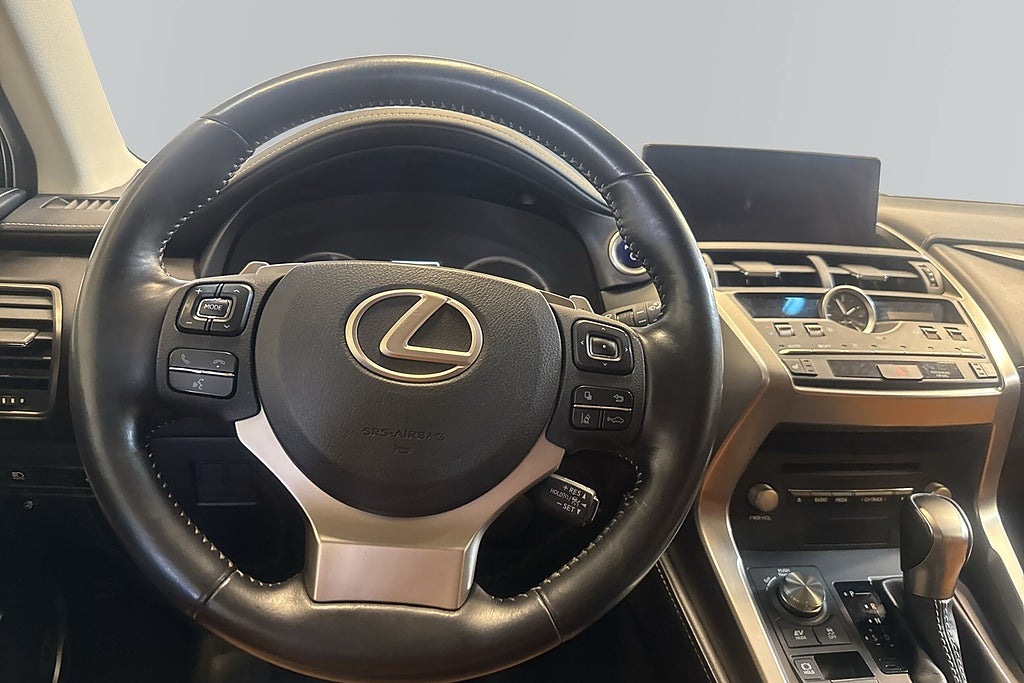 Lexus NX 2019