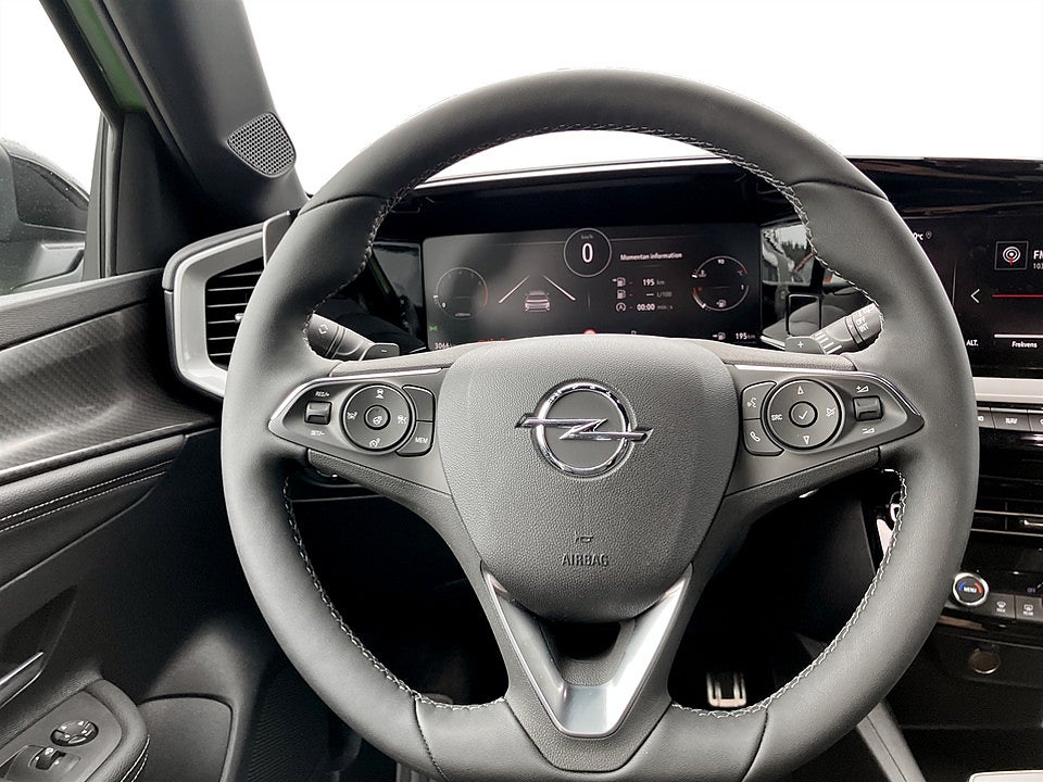 Bild på Opel Mokka Ultimate 1.2 Turbo 130hk Aut B-KAMERA CARPLAY