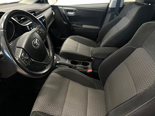 Toyota Auris Touring Sports Hybrid e-CVT 136hk/Bkam/Kamkedja