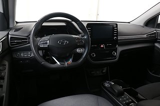 Halvkombi Hyundai IONIQ 11 av 23
