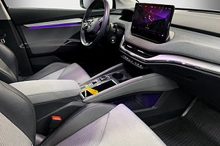 SUV Skoda Enyaq iV 8 av 24