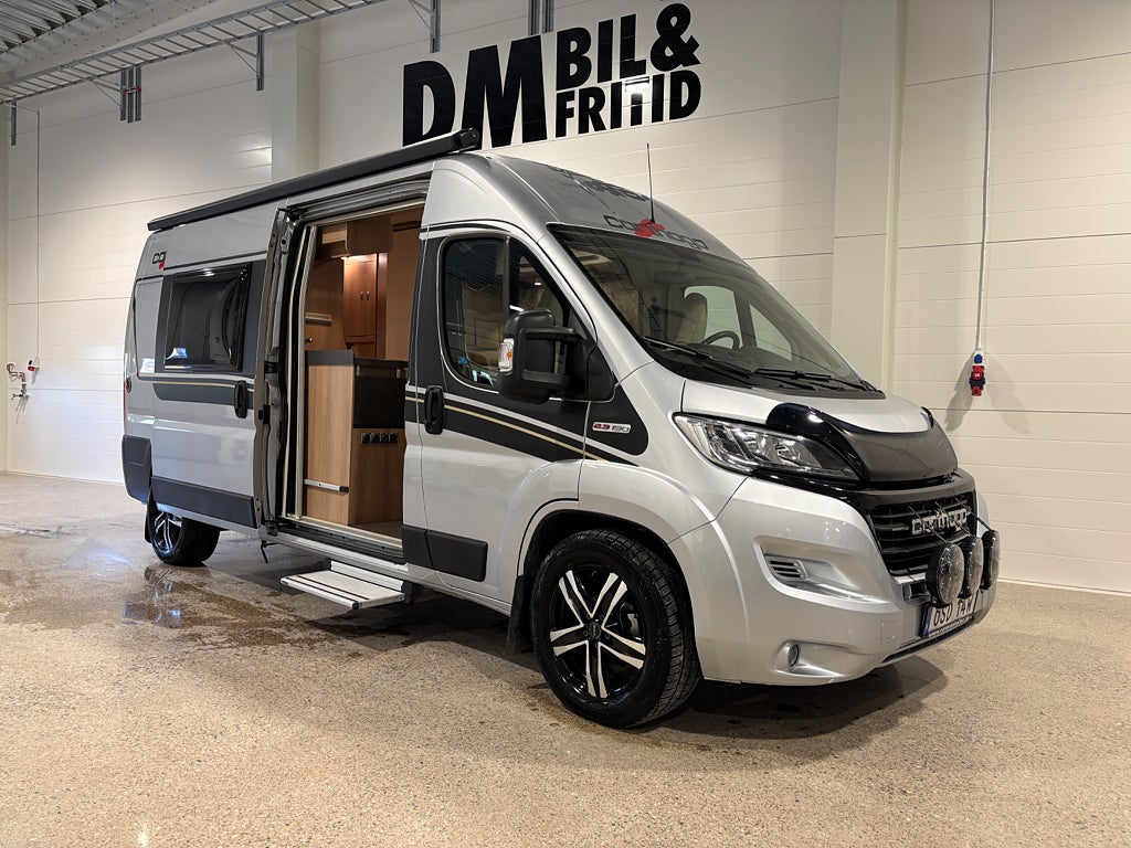 Carthago Malibu Van 600 DB Automat / 150 hk / Solcell / 5,99 / Extraljus 