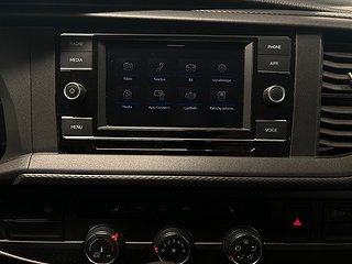 Volkswagen Transporter Kombi T30 2.0 TDI MOMS/S&V-däck/Mvärm