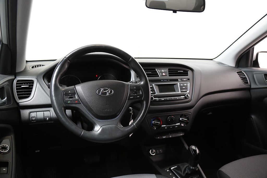 Hyundai i20 1,4 101hk Premium Aut 5D Bluetooh 2017