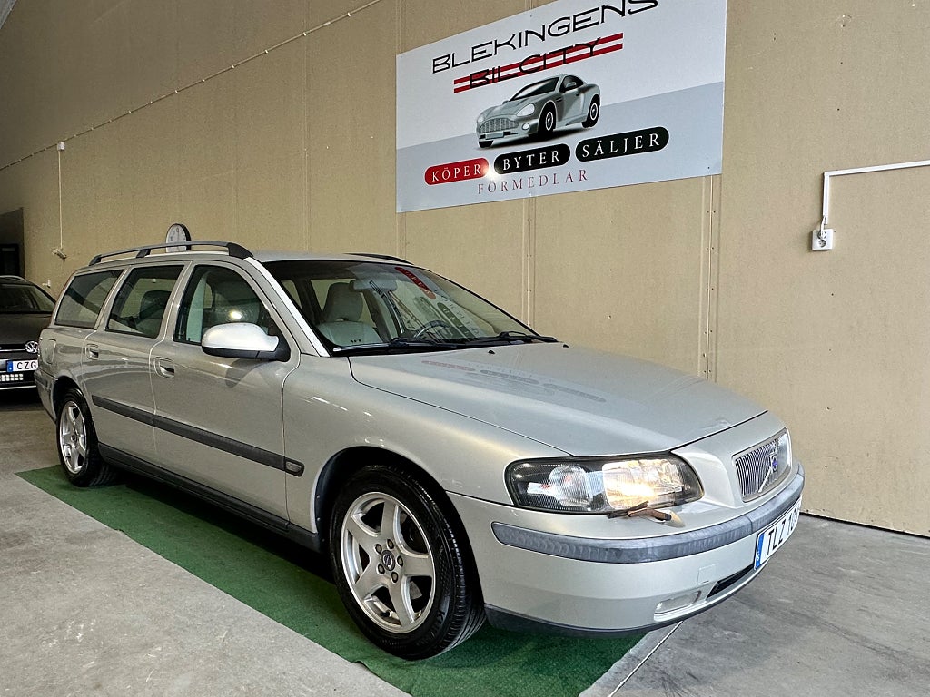 Volvo V70 2.4 Business Euro 4 Dragkrok Automat Farthållare