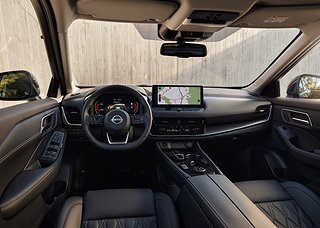 SUV Nissan X-Trail 8 av 15