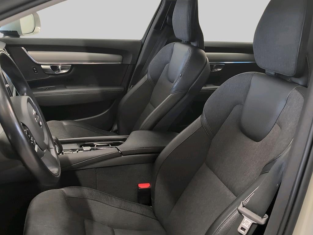 Volvo V90 Cross Country B4 197 hk AWD Geartronic Advanced Edition