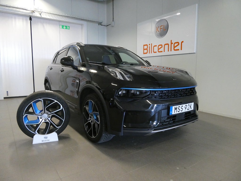 Lynk & Co 01 PHEV *3,99%RÄNTA* Aut-Kamera-Panorama-Navigation-SoV