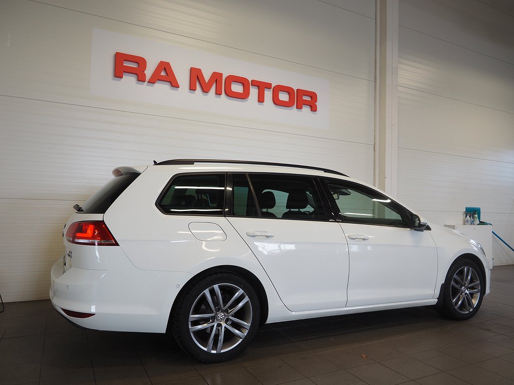 Volkswagen Golf Sportscombi 1.2 TSI DSG PDC Värmare Keyless 2016