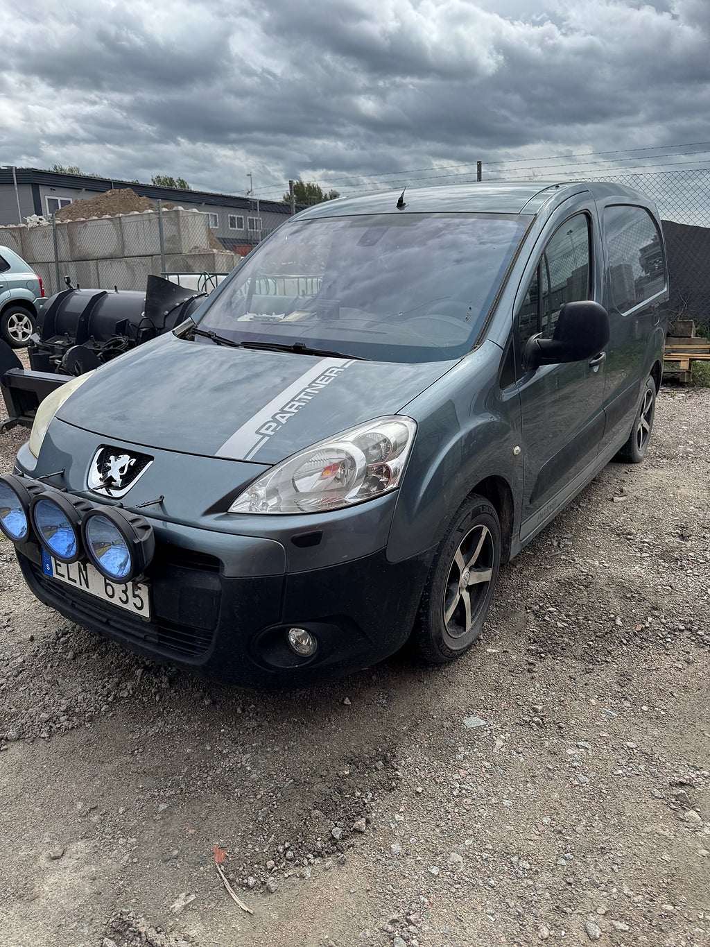 Peugeot Partner Van Utökad Last