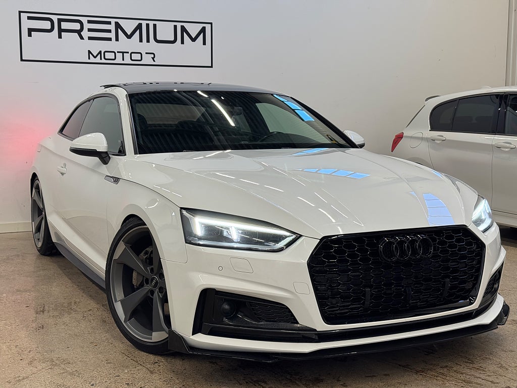 Audi A5 Coupé 2.0TFSI Q  S Line, Matrix, Pano *SE UTR* 252hk