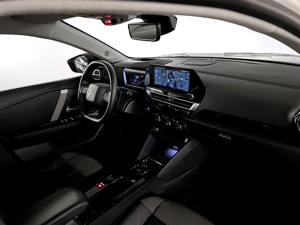 Bild på Citroën C4-X Shine 1.2 PT 130hk Aut 360-KAMERA CARPLAY