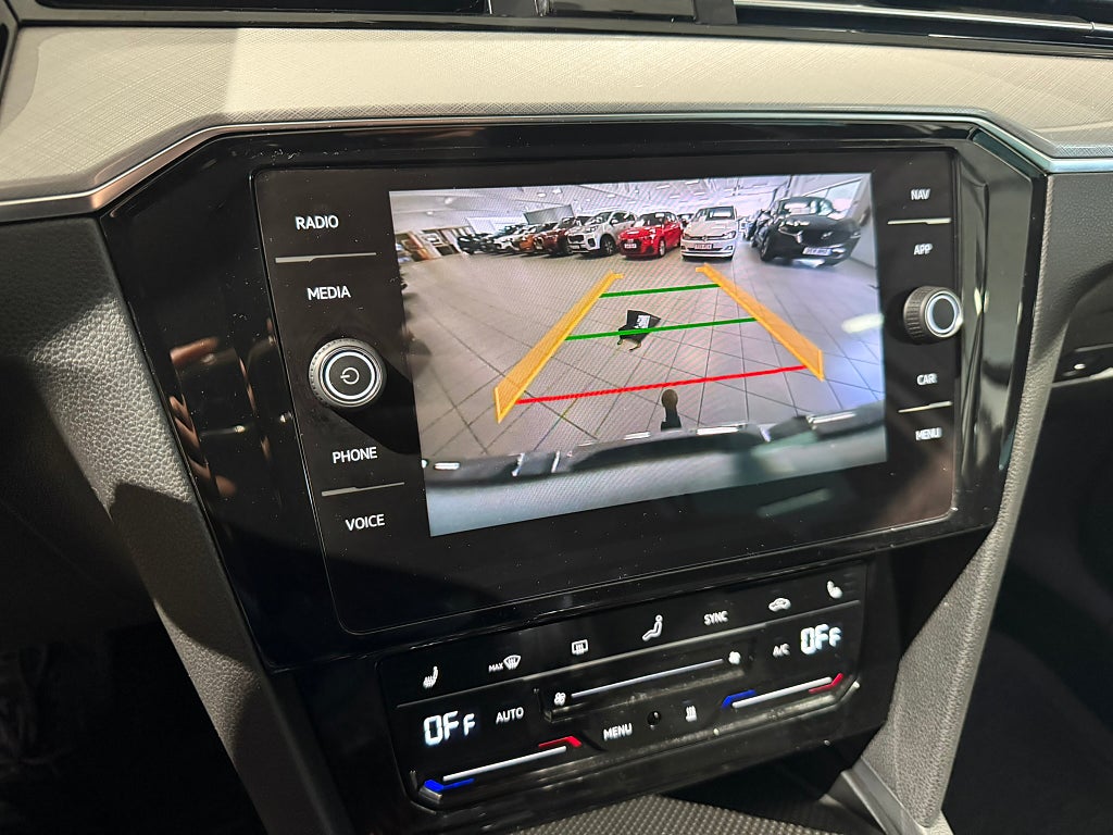 Volkswagen Passat 2022 - miniatyr 16