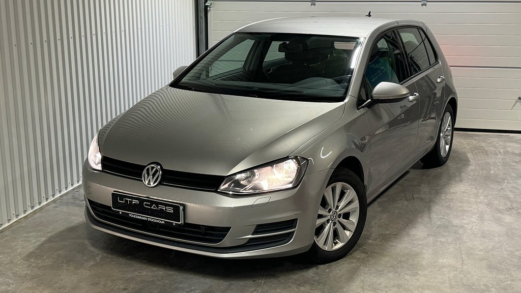 Volkswagen Golf  1.6 TDI 4Motion / Dragkrok / Värmare / ACC