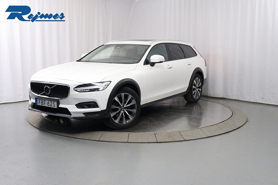 Volvo V90 Cross Country B5 AWD Diesel Ultimate/Drag/Se Spec