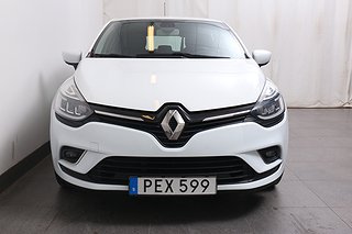 Halvkombi Renault Clio 4 av 15