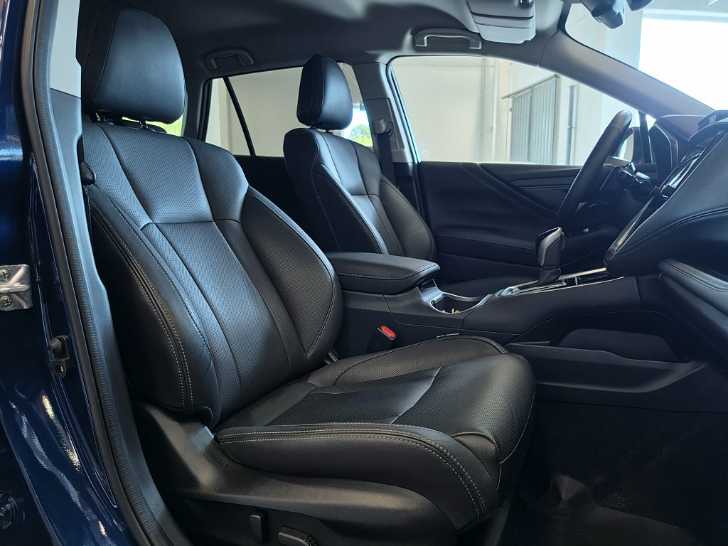 Subaru Outback 2.5 4WD XFuel Limited / Låg skatt / Service ingår /