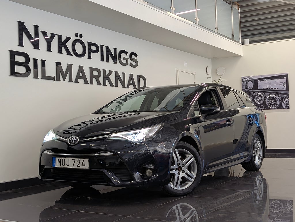 Toyota Avensis Kombi 2.0 D-4D Active Plus Euro 6 Skinn | GPS