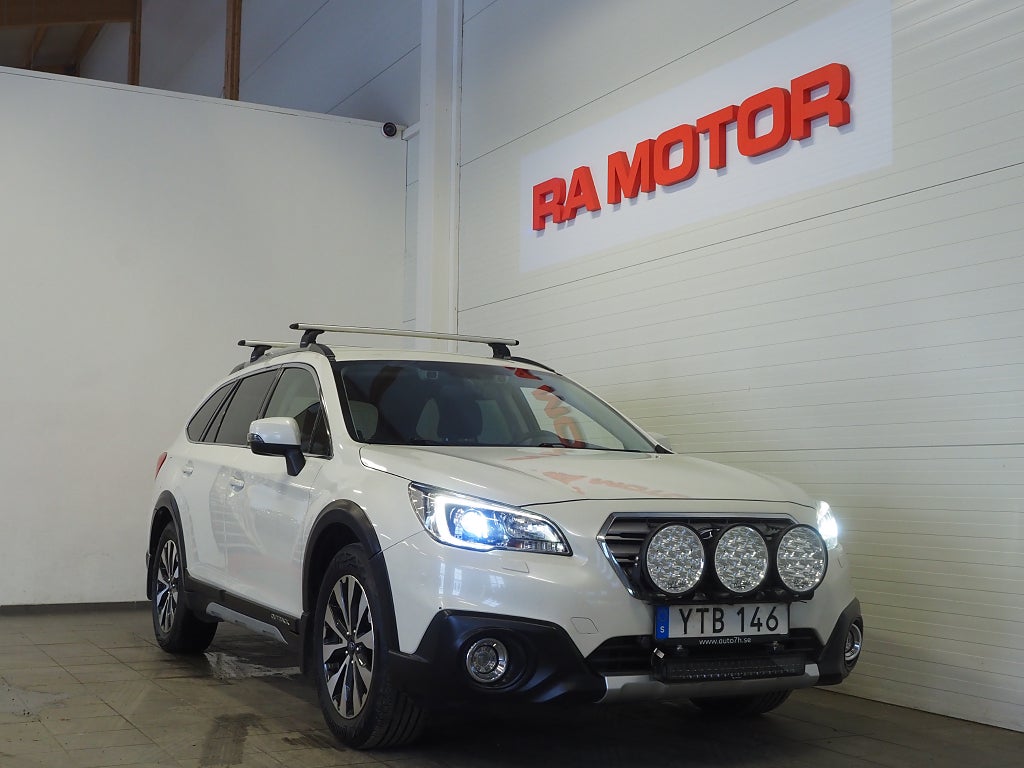 Subaru Outback 2.5 4WD 175hk Lineartronic Ridge Drag M-Värm Kamera 2017
