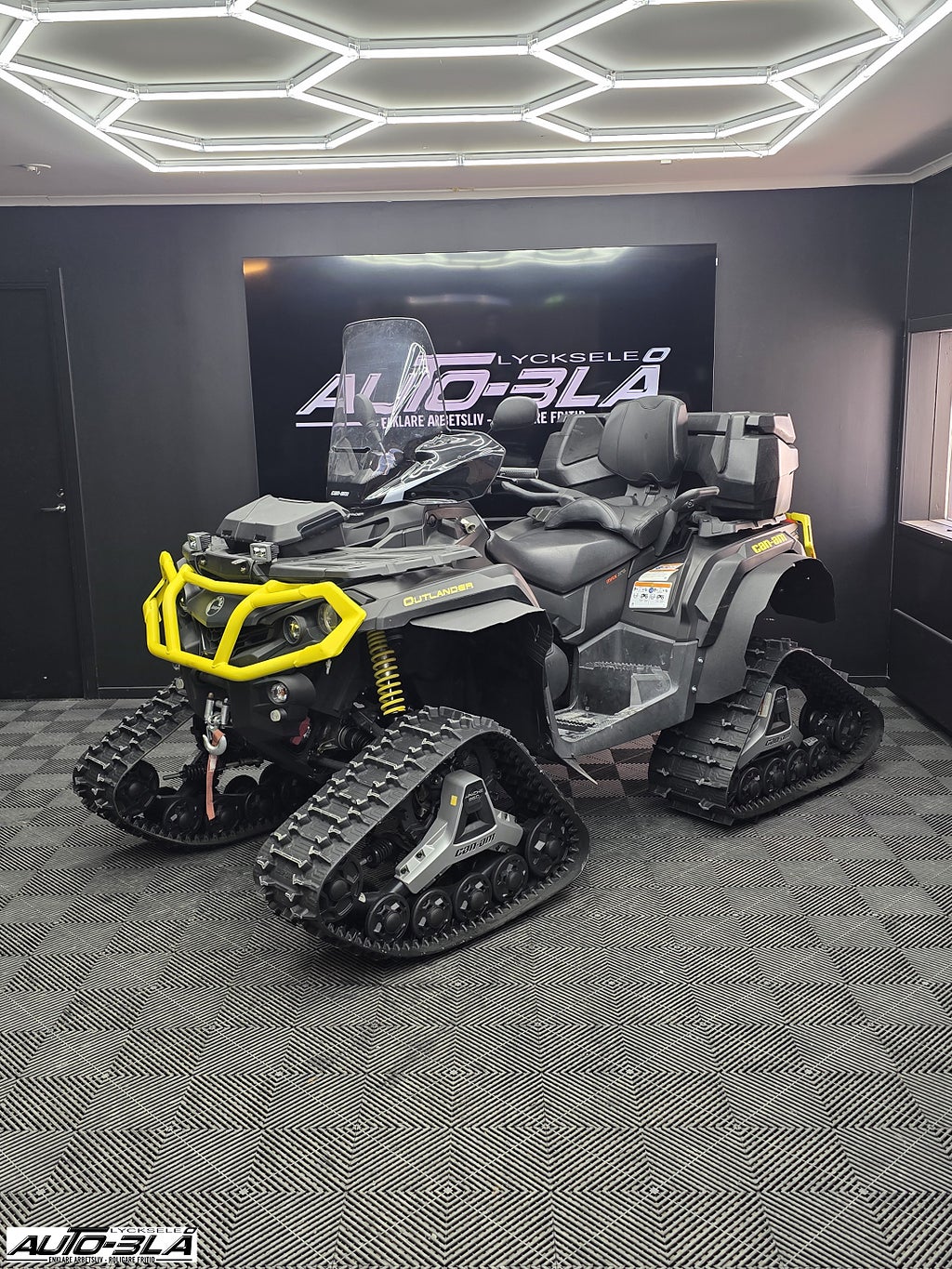 Can-Am OUTL.1000 MAX XTP *Momsad