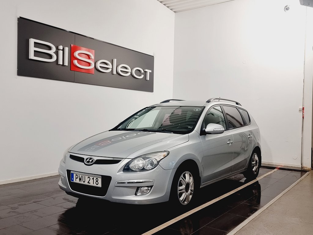 Hyundai i30 cw 1.6 CRDi Fullservad 6 Växel 