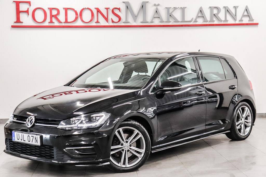 Volkswagen Golf 1.5 TSI DSG 150HK R-LINE VÄRMARE DRAG S+V