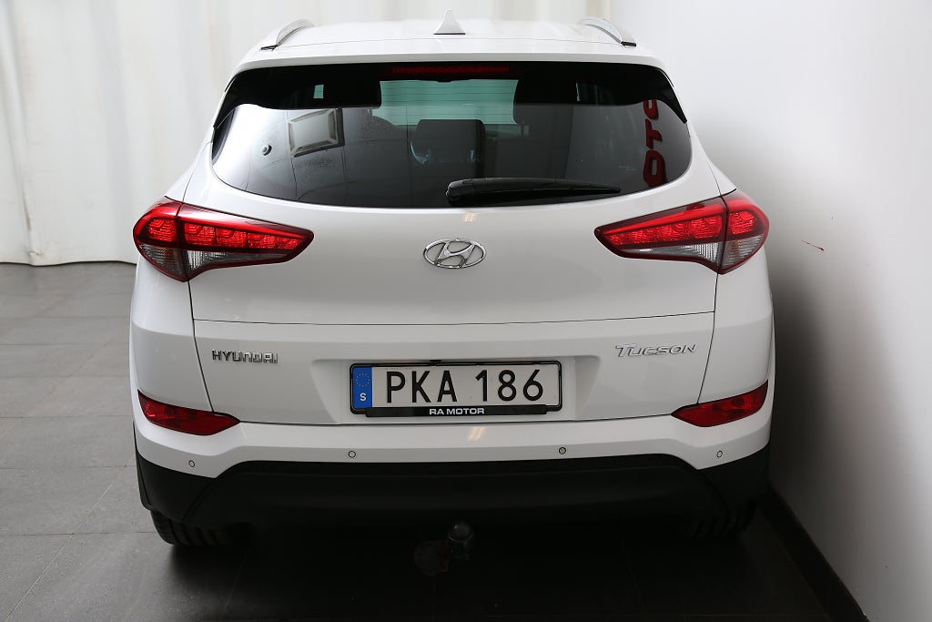 Hyundai Tucson 1,7 CRDi 141hk Move! Aut Navi Kamera 19” Drag