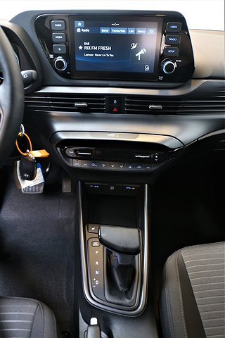 Halvkombi Hyundai i20 16 av 17