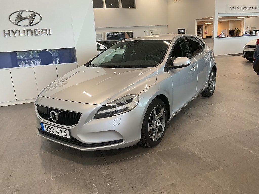 Volvo V40 D3 Geartronic Momentum Automat vinterhjul