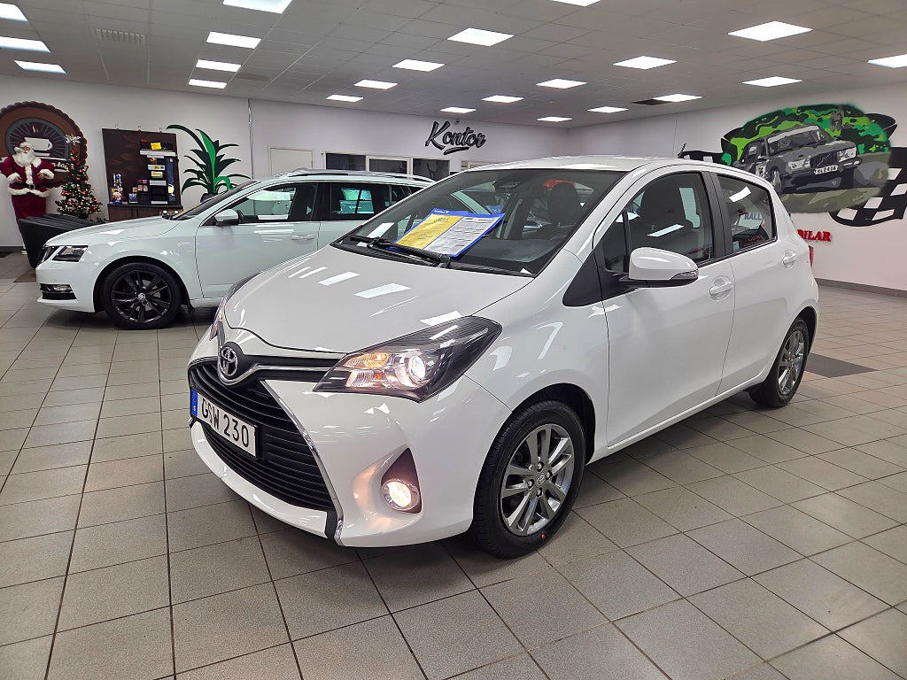 Toyota Yaris 5-dörrar 1.33 Dual VVT-i Active,1ägare,Backamera 