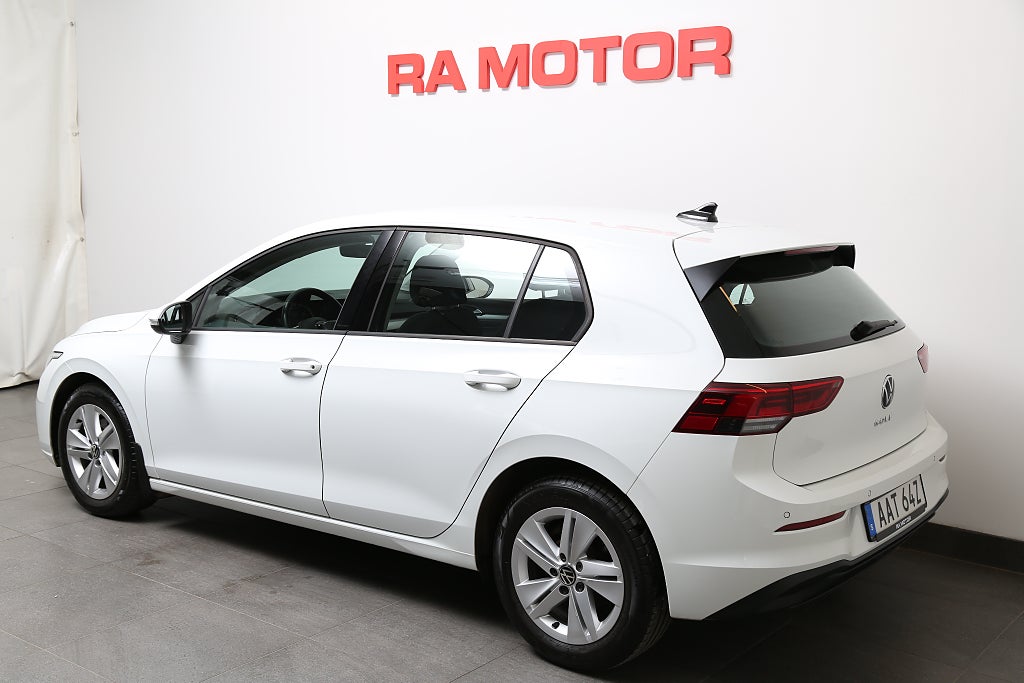 Volkswagen Golf 1,0 TSI 110hk Edition 5D P-sensor CarPlay