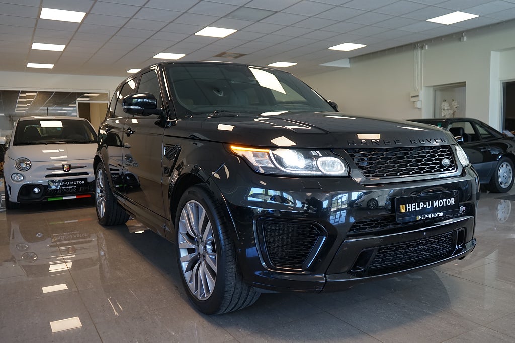 Land Rover Range Rover Sport SVR Drag Panorama Skalstolar Navi Värmare 550hk
