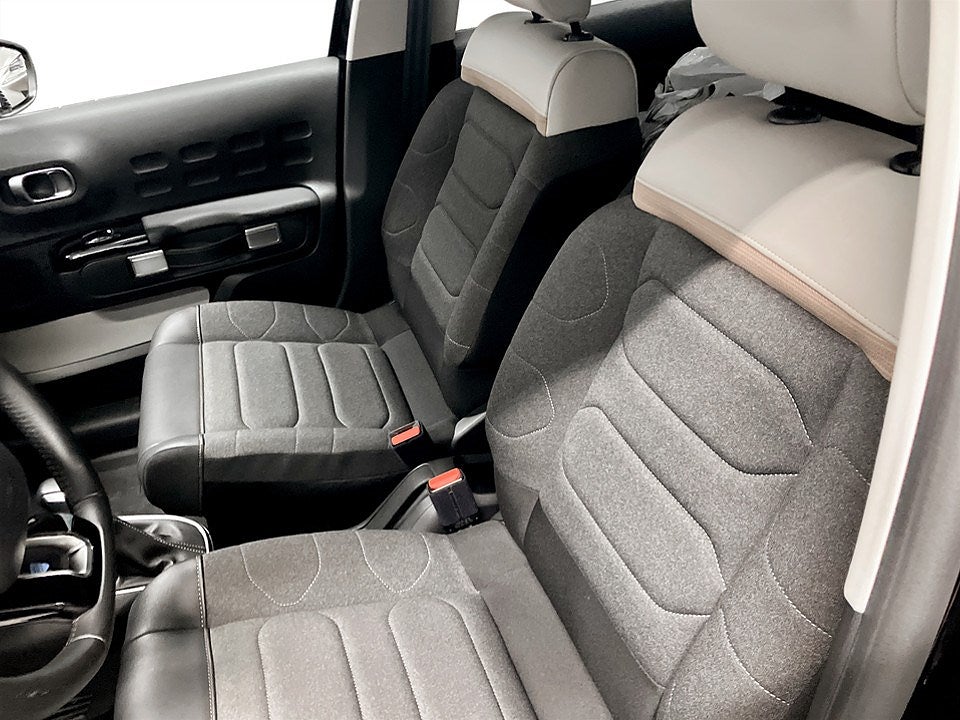 Bild på Citroën C3 Shine 1.2 PT 110hk Aut - B-KAMERA, CARPLAY