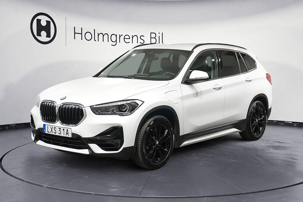 BMW X1 xDrive25e 3,95% ränta Sport Line Drag Kamera HUD PA