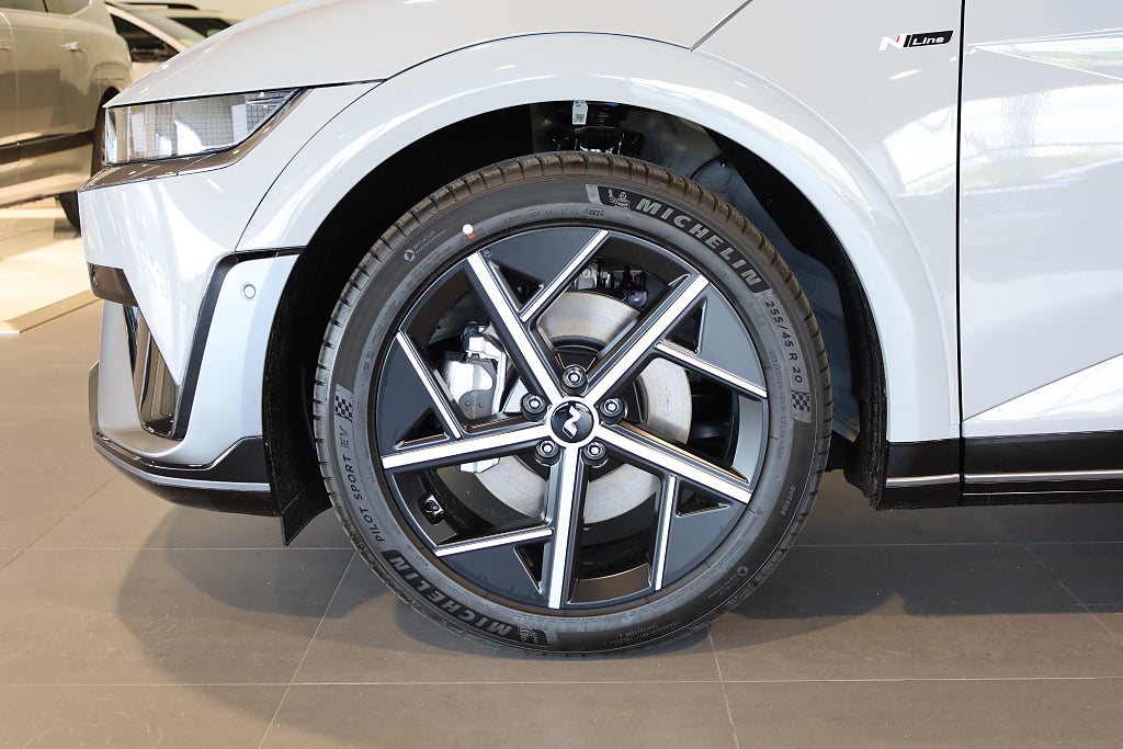 Hyundai IONIQ 5 84 kWh N-Line AWD /Panorama / Tech paket *Superkampanj 2026