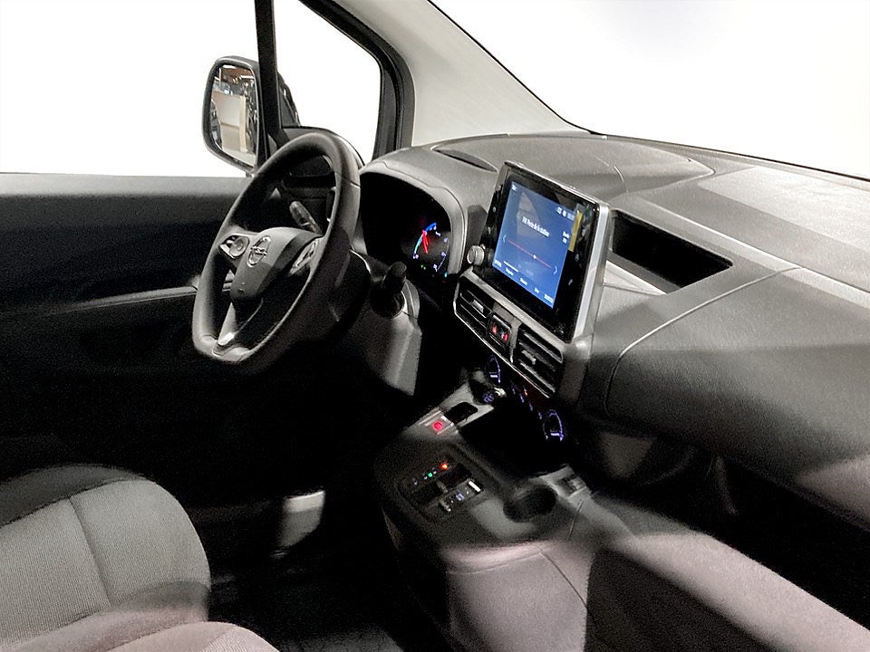 Bild på Opel COMBO-E Premium 136hk Aut L1 - OMGÅENDE LEVERANS!