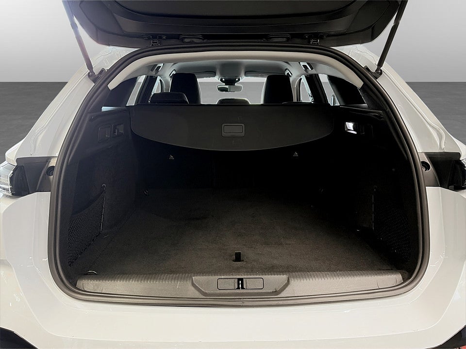 Bild på Peugeot 308 SW Allure Hybrid 145hk Aut B-KAMERA CARPLAY RATTVÄRME