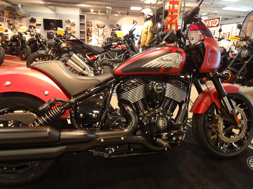 Indian SPORT CHIEF DARK HORSE 