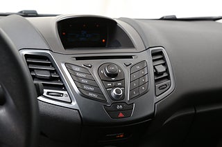 Halvkombi Ford Fiesta 13 av 25