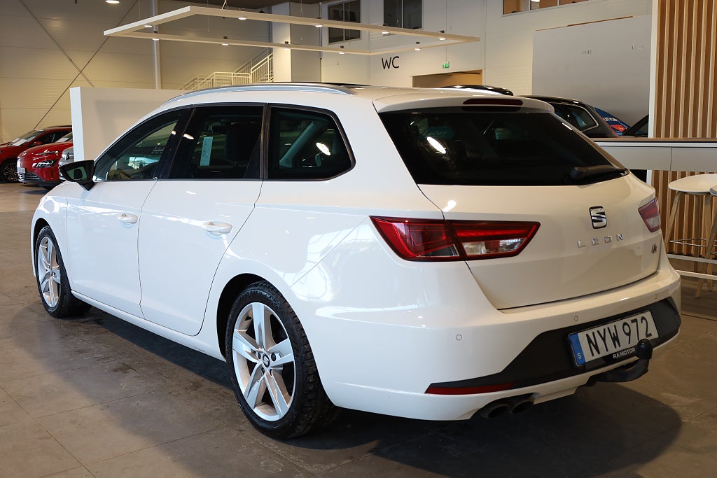 Seat Leon ST 1.4 TSI FR Pano Drag Kamera PDC Blåtand 2016