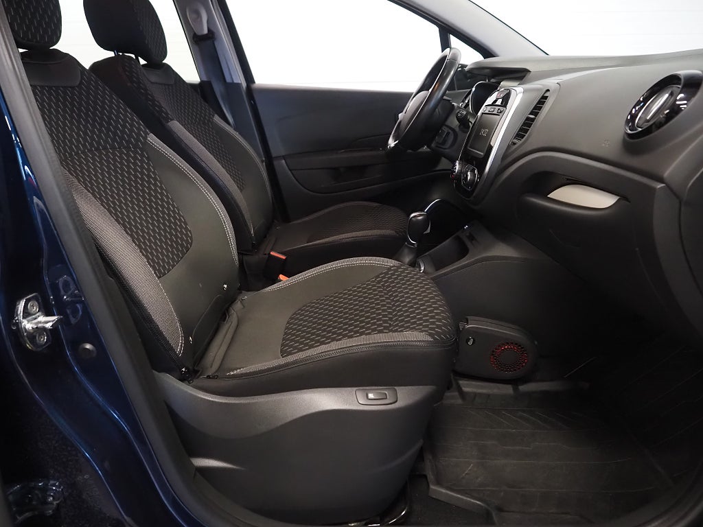 Renault Captur 1.3 TCe EDC 150hk Automat Intens Kamera Navi M-Värm 2019