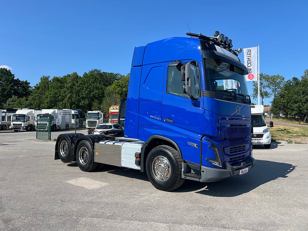 Volvo FH13 540 6x4 Dragbil Lyftbar Tandem Axel, Hydraulik, Fullutrust.