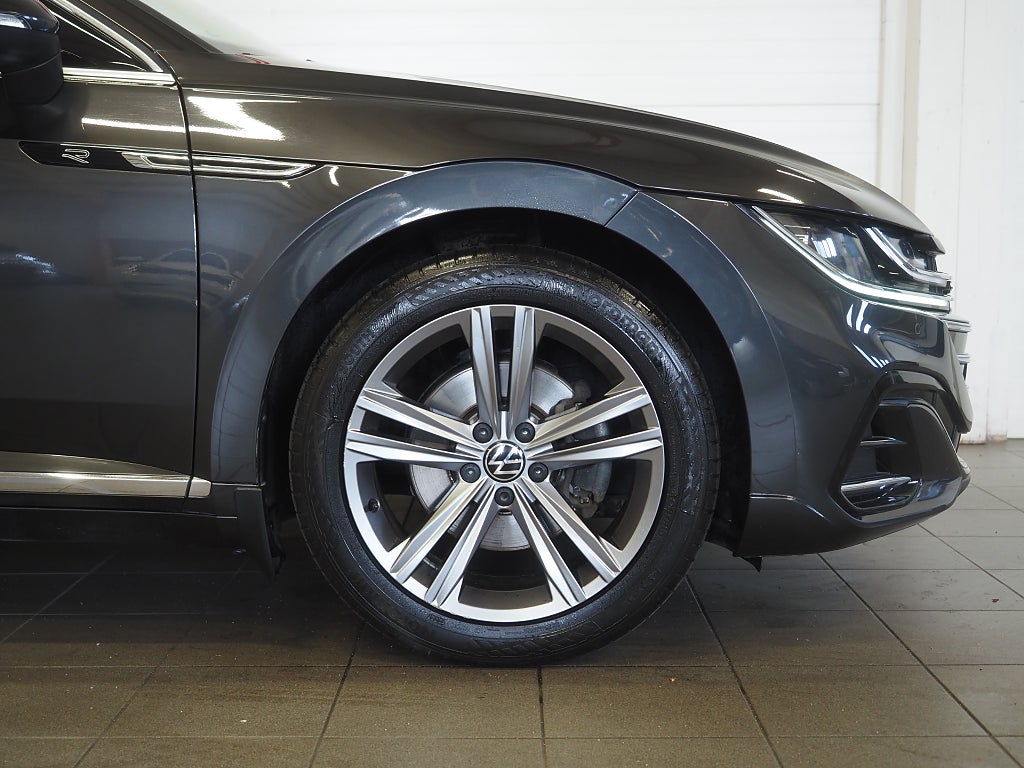 Volkswagen Arteon eHybrid Shooting Brake 218hk TSI R-Line Dragpkt Cockpit 2022