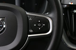 SUV Volvo XC60 16 av 25