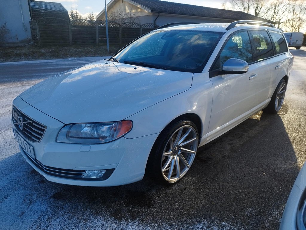 Volvo V70 D4 Geartronic Momentum, R-Design Euro 5  ## SÅLD ##