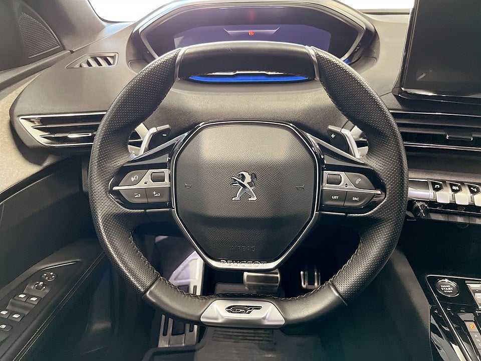 Bild på Peugeot 3008 GT 1.2 PT 130hk Aut - B-KAMERA, CARPLAY
